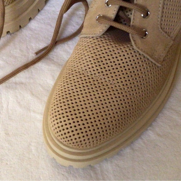 NAPOLEONI Beige Made In Italy Suede Perforated Laced Up Booties, NEW, 39 - Picture 6 of 10